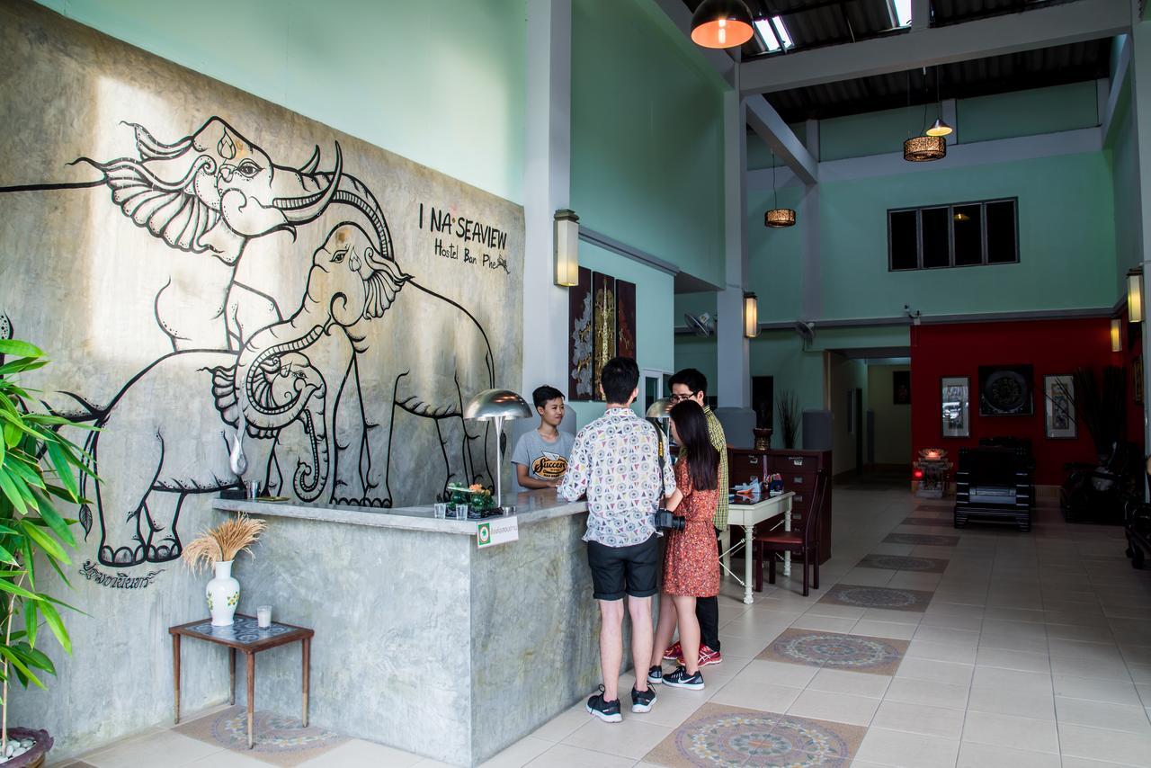 Auberge de jeunesse I Na Seaview à Rayong Extérieur photo