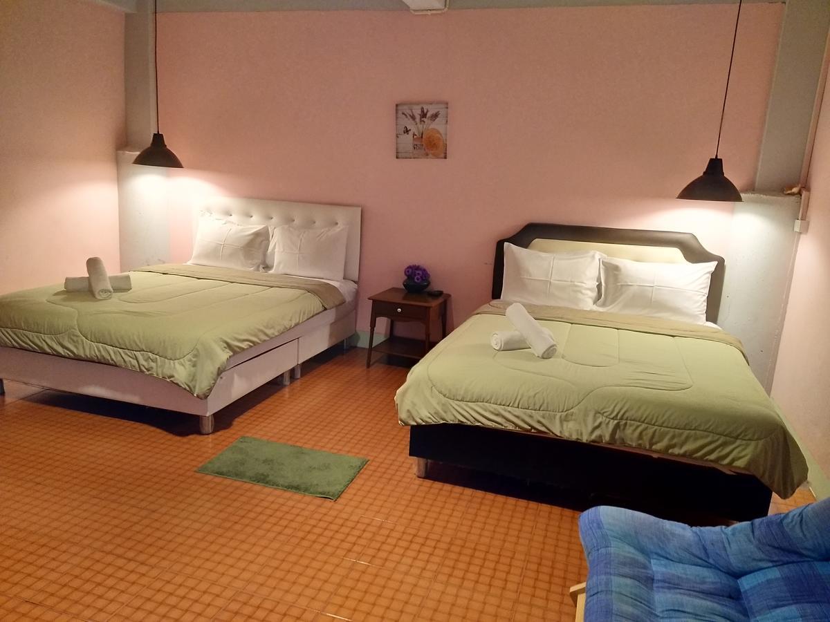 Auberge de jeunesse I Na Seaview à Rayong Extérieur photo